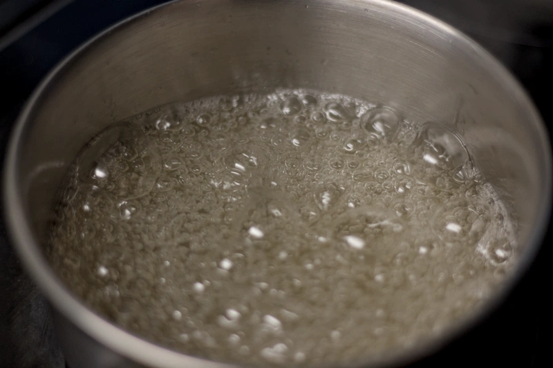 Boiling sugar syrup